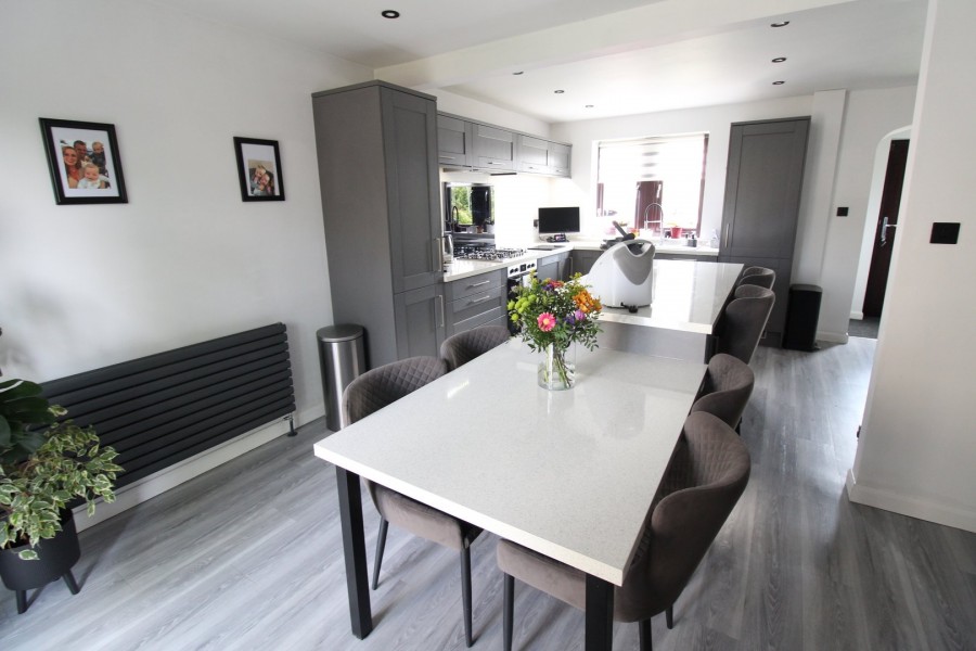 Images for Oakworth, Keighley, West Yorkshire EAID:3030449609 BID:4216801