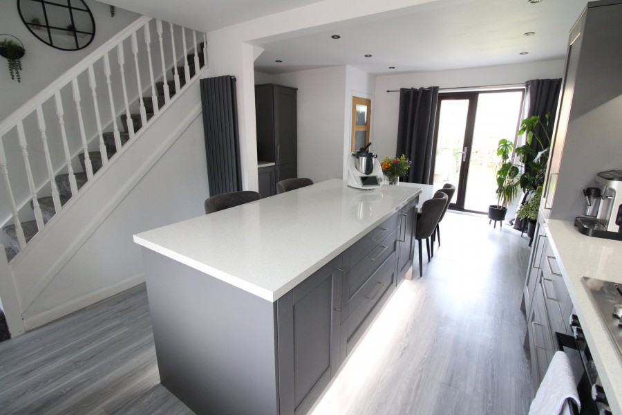 Images for Oakworth, Keighley, West Yorkshire EAID:3030449609 BID:4216801