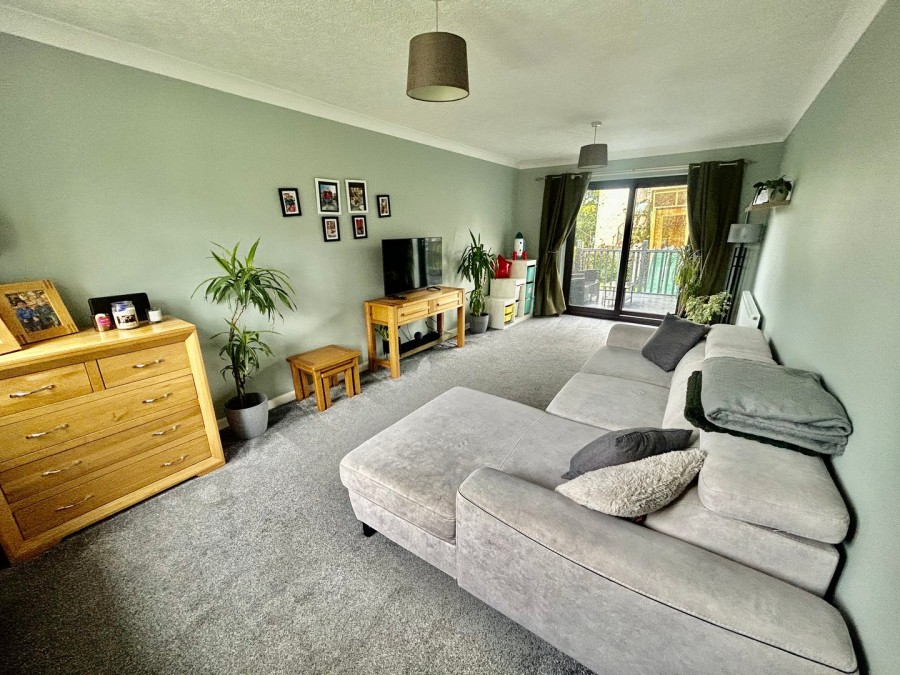 Images for Oakworth, Keighley, West Yorkshire EAID:3030449609 BID:4216801