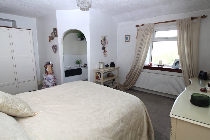 Images for Oakworth, Keighley, West Yorkshire EAID:3030449609 BID:4216801