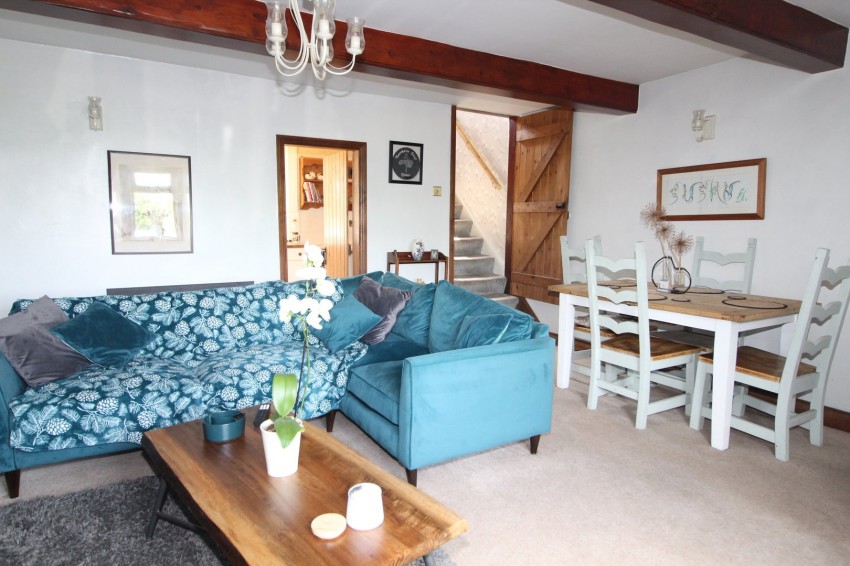 Images for Oakworth, Keighley, West Yorkshire EAID:3030449609 BID:4216801