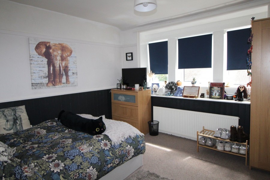 Images for Bogthorn, Oakworth, Keighley EAID:3030449609 BID:4216801