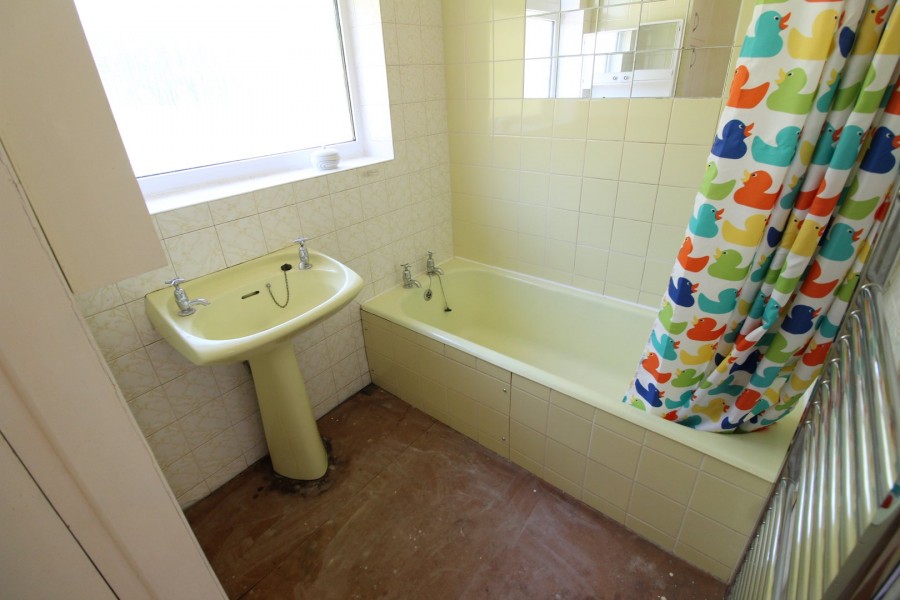 Images for Oakworth, Keighley, West Yorkshire EAID:3030449609 BID:4216801