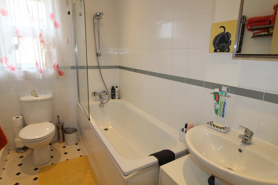 Images for Haworth, Keighley, West Yorkshire EAID:3030449609 BID:4216801
