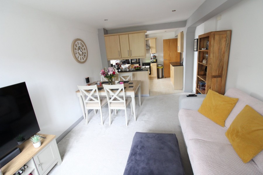 Images for Riddlesden, Keighley, West Yorkshire EAID:3030449609 BID:4216801