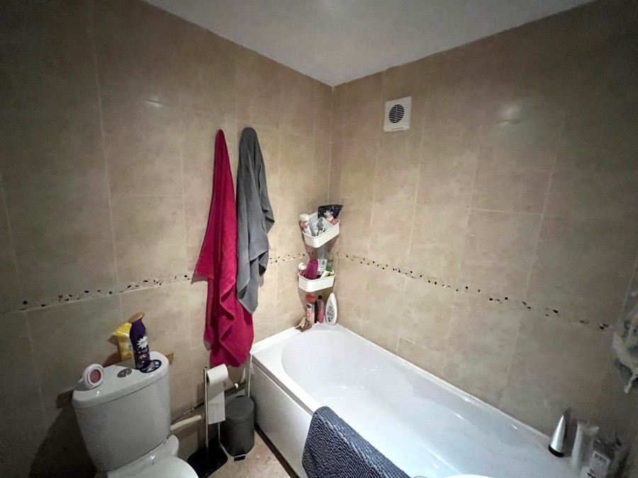 Images for Steeton, Keighley, West Yorkshire EAID:3030449609 BID:4216801