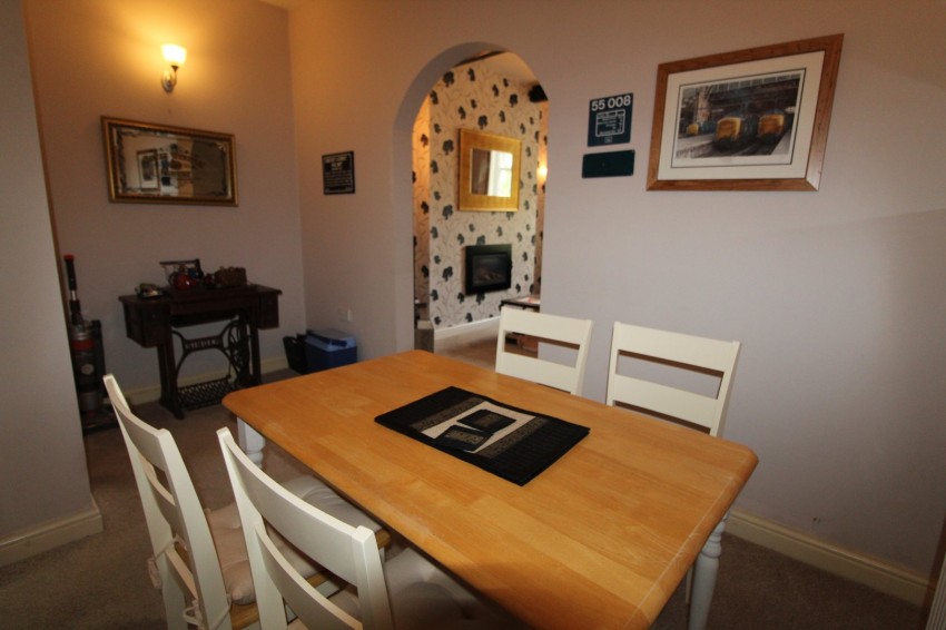 Images for Oakworth, Keighley, West Yorkshire EAID:3030449609 BID:4216801