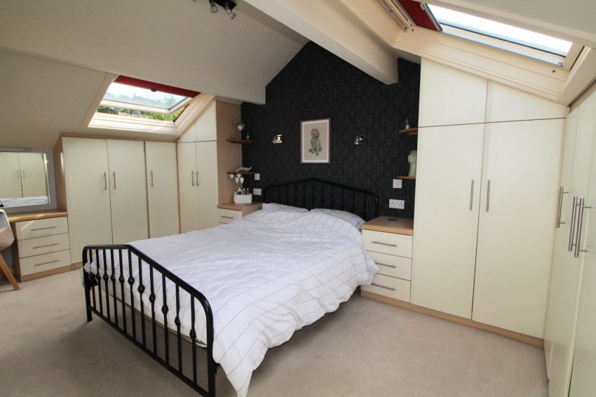 Images for Oakworth, Keighley, West Yorkshire EAID:3030449609 BID:4216801