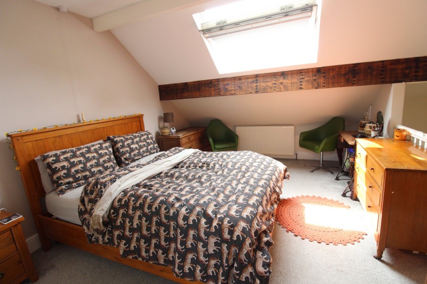 Images for Oakworth, Keighley, West Yorkshire EAID:3030449609 BID:4216801