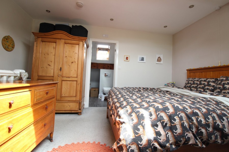 Images for Oakworth, Keighley, West Yorkshire EAID:3030449609 BID:4216801