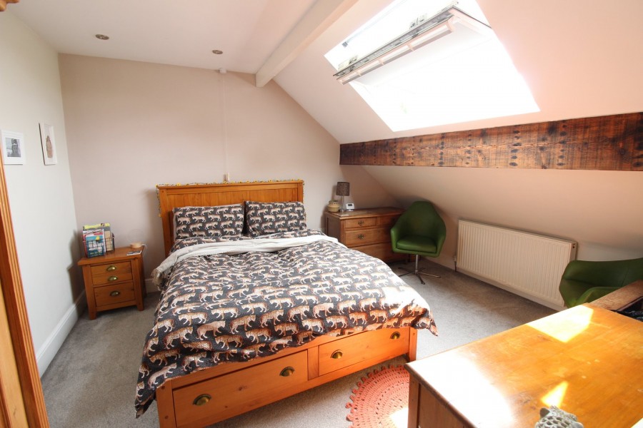 Images for Oakworth, Keighley, West Yorkshire EAID:3030449609 BID:4216801