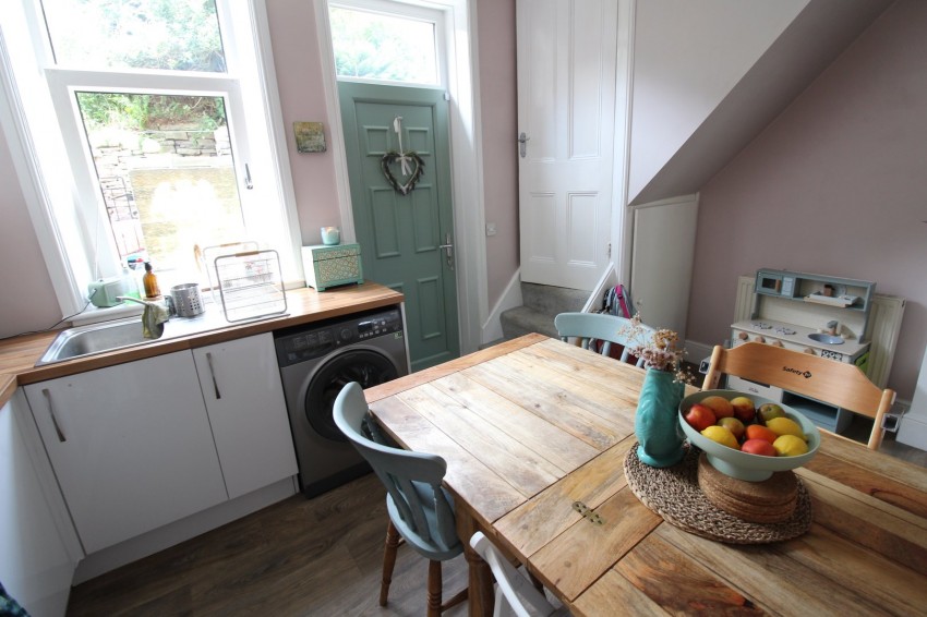 Images for Oakworth, Keighley, West Yorkshire EAID:3030449609 BID:4216801