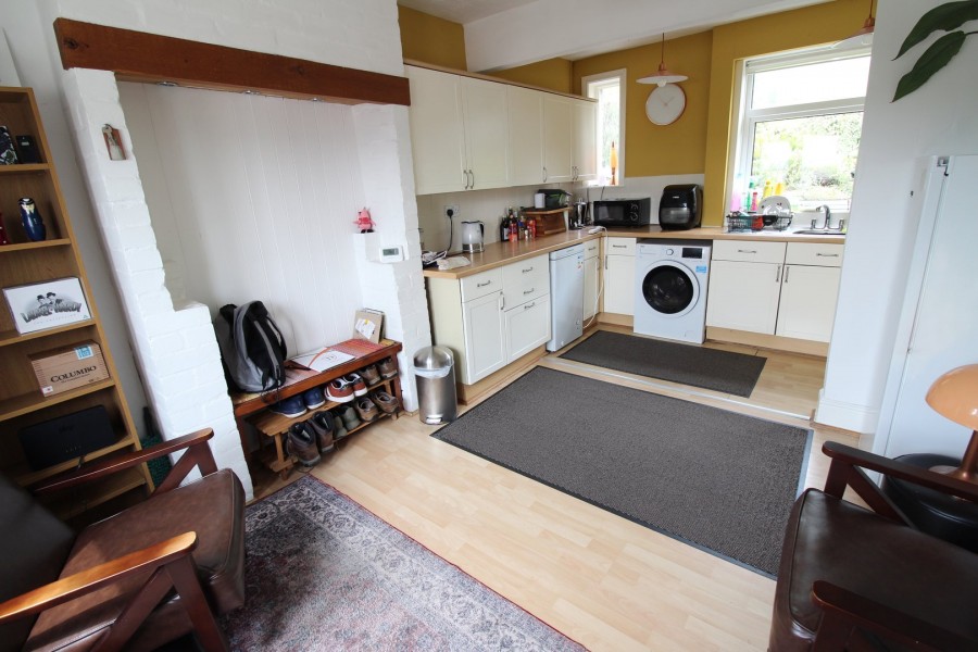 Images for Riddlesden, Keighley, West Yorkshire EAID:3030449609 BID:4216801