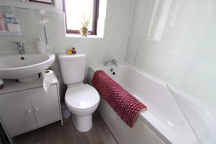 Images for Cullingworth, Bradford, West Yorkshire EAID:3030449609 BID:4216801