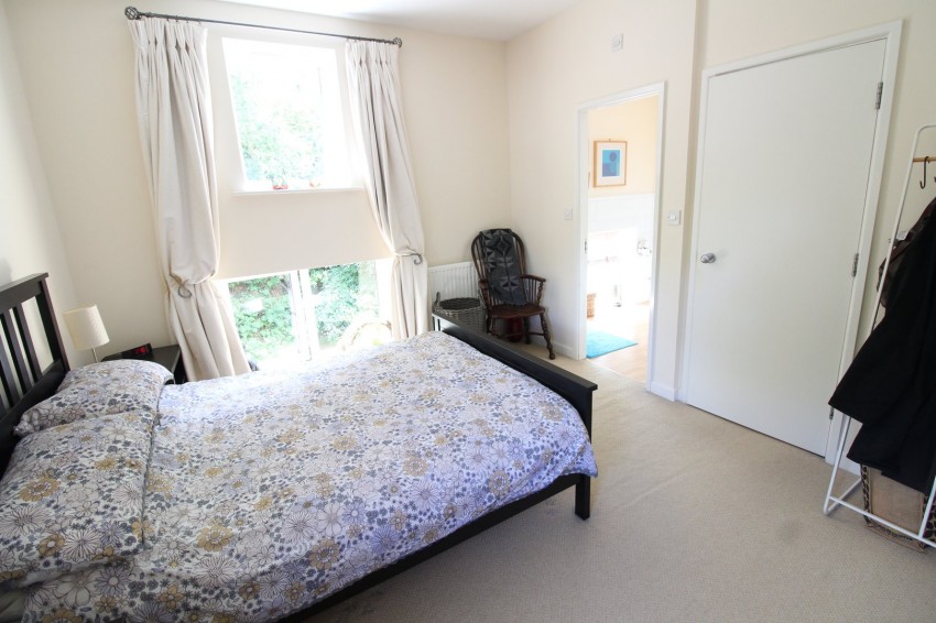 Images for Oakworth, Keighley, West Yorkshire EAID:3030449609 BID:4216801