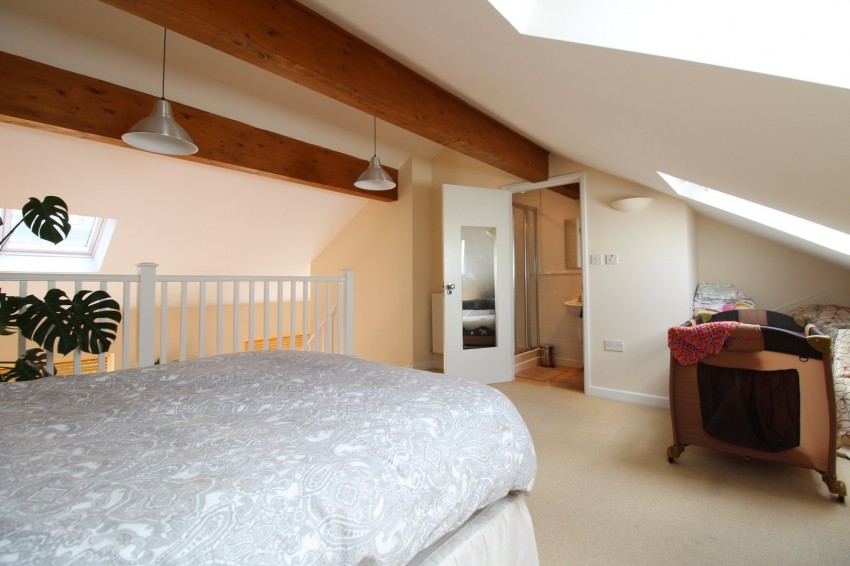 Images for Oakworth, Keighley, West Yorkshire EAID:3030449609 BID:4216801