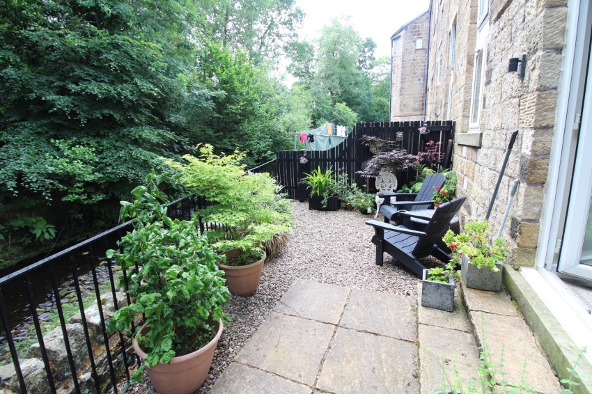 Images for Oakworth, Keighley, West Yorkshire EAID:3030449609 BID:4216801