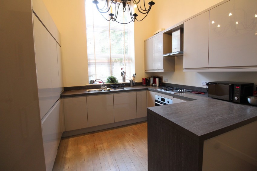 Images for Oakworth, Keighley, West Yorkshire EAID:3030449609 BID:4216801