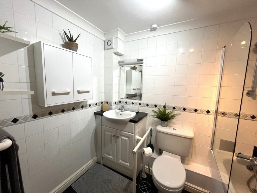 Images for Belle Isle Road, Haworth, Keighley EAID:3030449609 BID:4216801