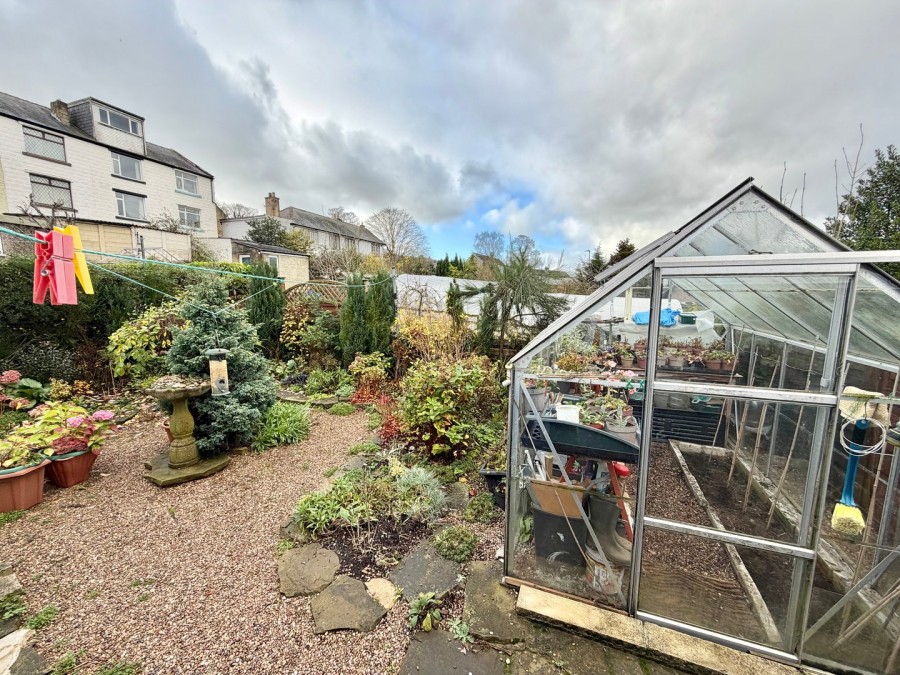 Images for Thwaites Brow Road, Keighley, West Yorkshire EAID:3030449609 BID:4216801