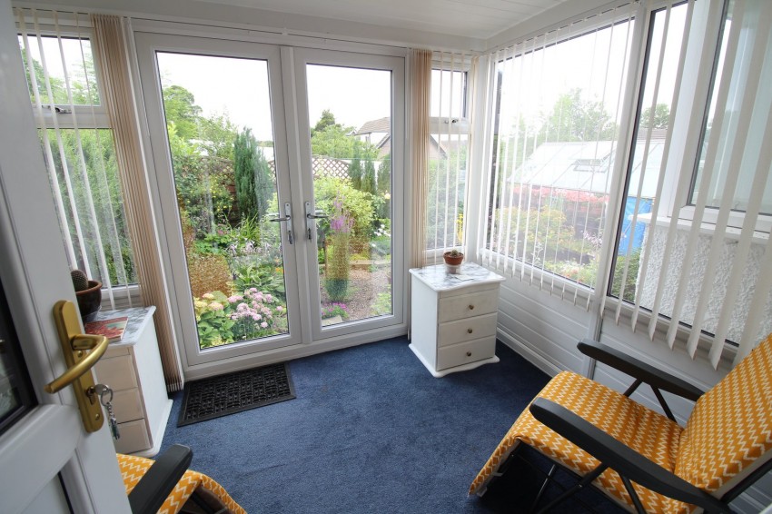 Images for Thwaites Brow Road, Keighley, West Yorkshire EAID:3030449609 BID:4216801