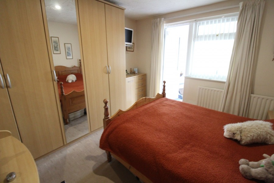 Images for Thwaites Brow Road, Keighley, West Yorkshire EAID:3030449609 BID:4216801