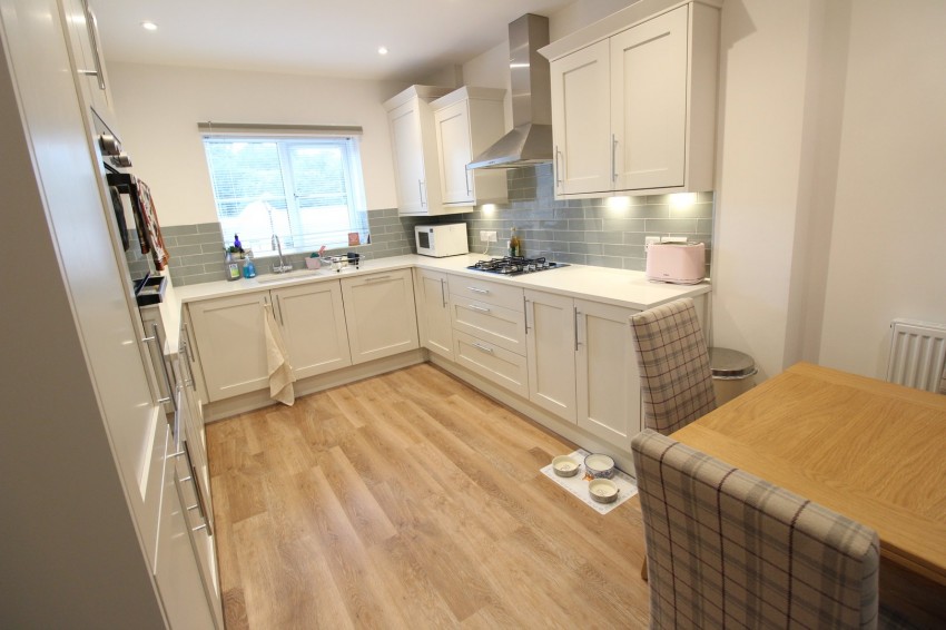 Images for Haworth, Keighley EAID:3030449609 BID:4216801