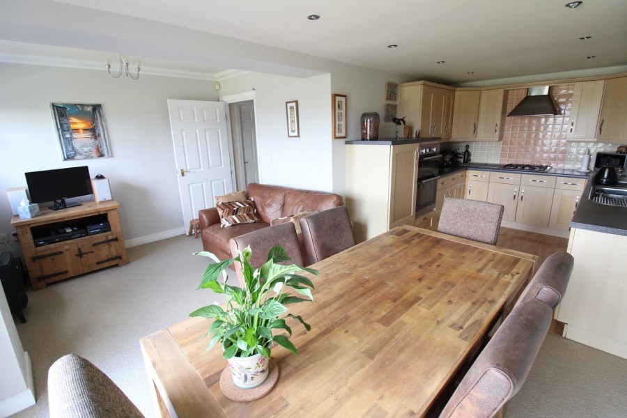 Images for High Pastures, Keighley, West Yorkshire EAID:3030449609 BID:4216801