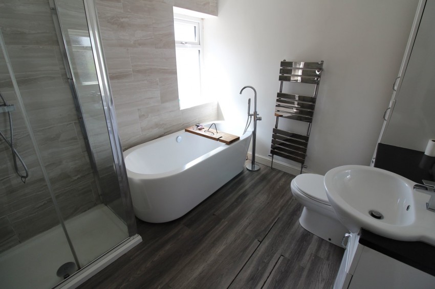 Images for Oakworth, Keighley, West Yorkshire EAID:3030449609 BID:4216801
