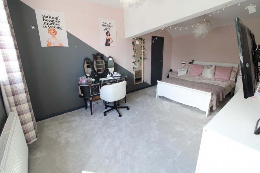 Images for Oakworth, Keighley, West Yorkshire EAID:3030449609 BID:4216801