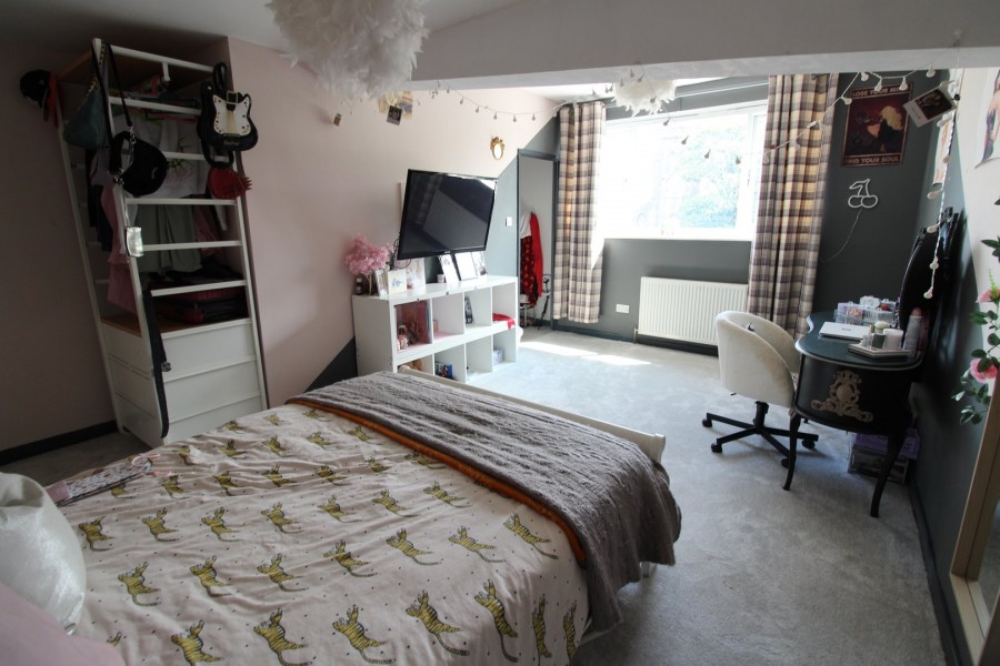 Images for Oakworth, Keighley, West Yorkshire EAID:3030449609 BID:4216801