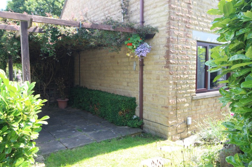 Images for Thwaites Brow, Keighley, West Yorkshire EAID:3030449609 BID:4216801