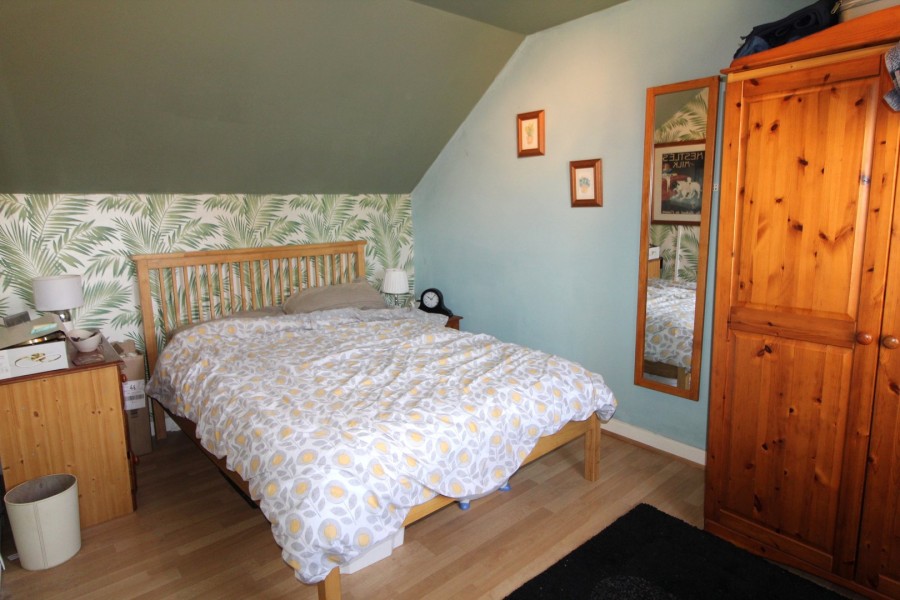 Images for Thwaites Brow, Keighley, West Yorkshire EAID:3030449609 BID:4216801