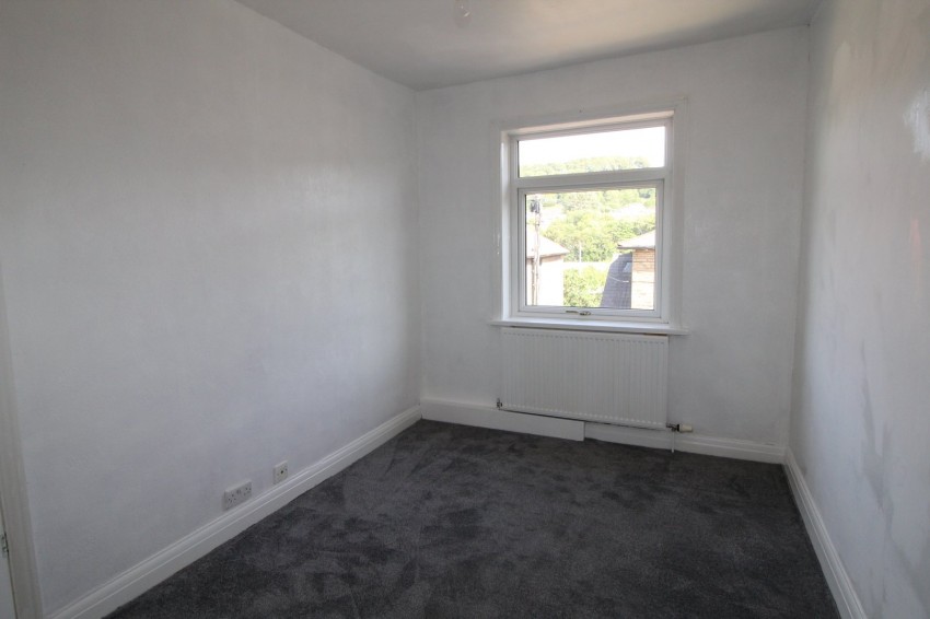 Images for Cromer Grove, Keighley, West Yorkshire EAID:3030449609 BID:4216801