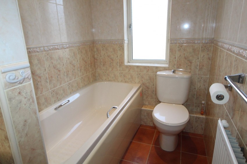 Images for Cromer Grove, Keighley, West Yorkshire EAID:3030449609 BID:4216801