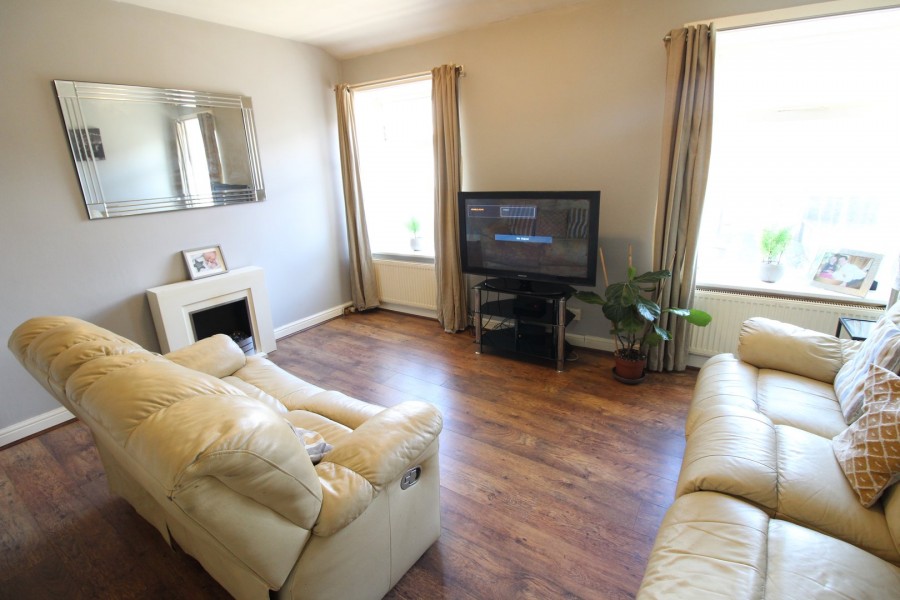 Images for Oakworth, Keighley, West Yorkshire EAID:3030449609 BID:4216801