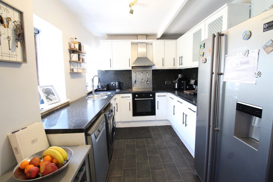 Images for Oakworth, Keighley, West Yorkshire EAID:3030449609 BID:4216801