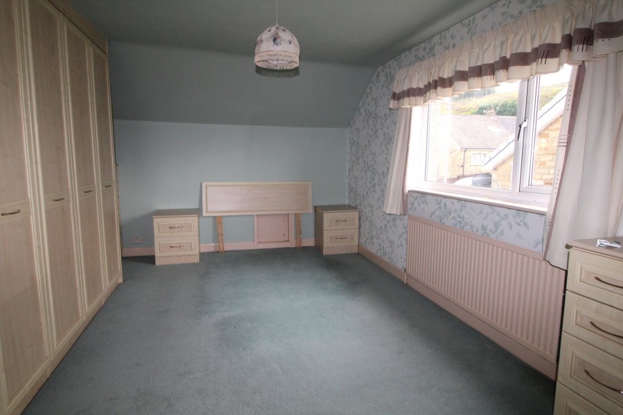 Images for Denholme, Bradford, West Yorkshire EAID:3030449609 BID:4216801