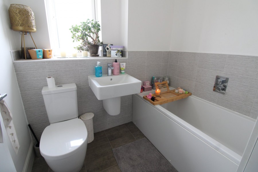 Images for Eastburn, Keighley, West Yorkshire EAID:3030449609 BID:4216801