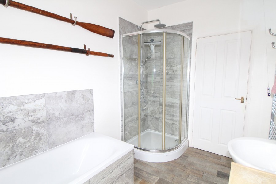 Images for Denholme, Bradford, West Yorkshire EAID:3030449609 BID:4216801