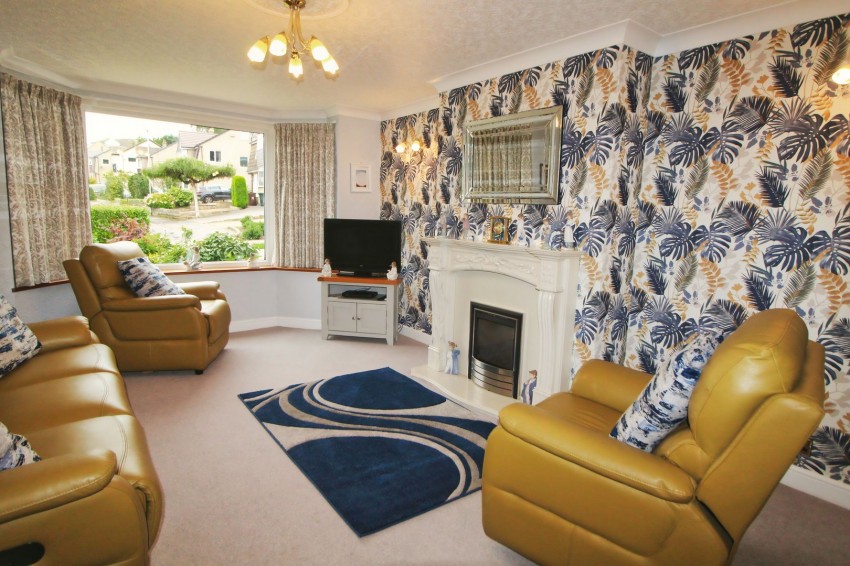 Images for Oakworth, Keighley, West Yorkshire EAID:3030449609 BID:4216801