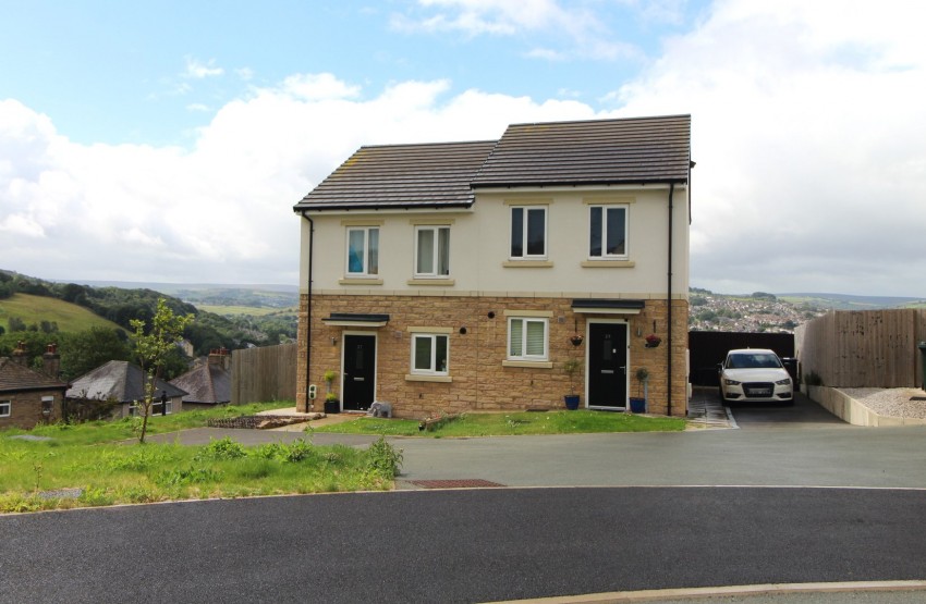 Images for Long Lee, Keighley, West Yorkshire EAID:3030449609 BID:4216801