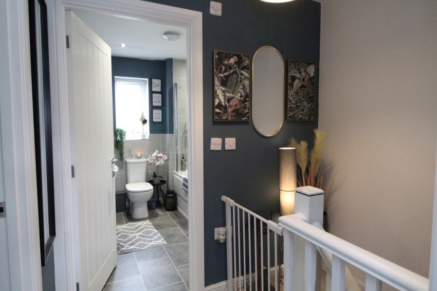 Images for Long Lee, Keighley, West Yorkshire EAID:3030449609 BID:4216801