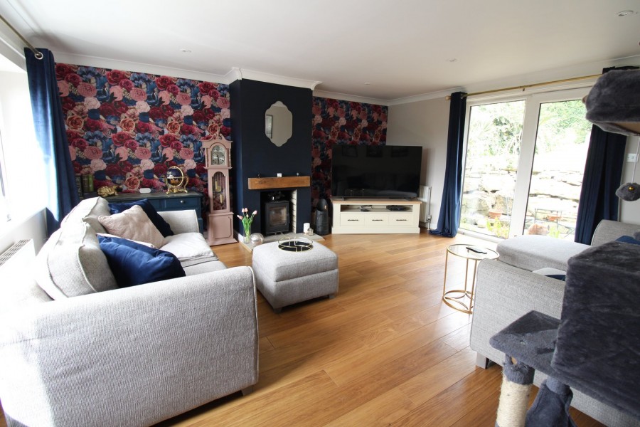 Images for Riddlesden, Keighley, West Yorkshire EAID:3030449609 BID:4216801