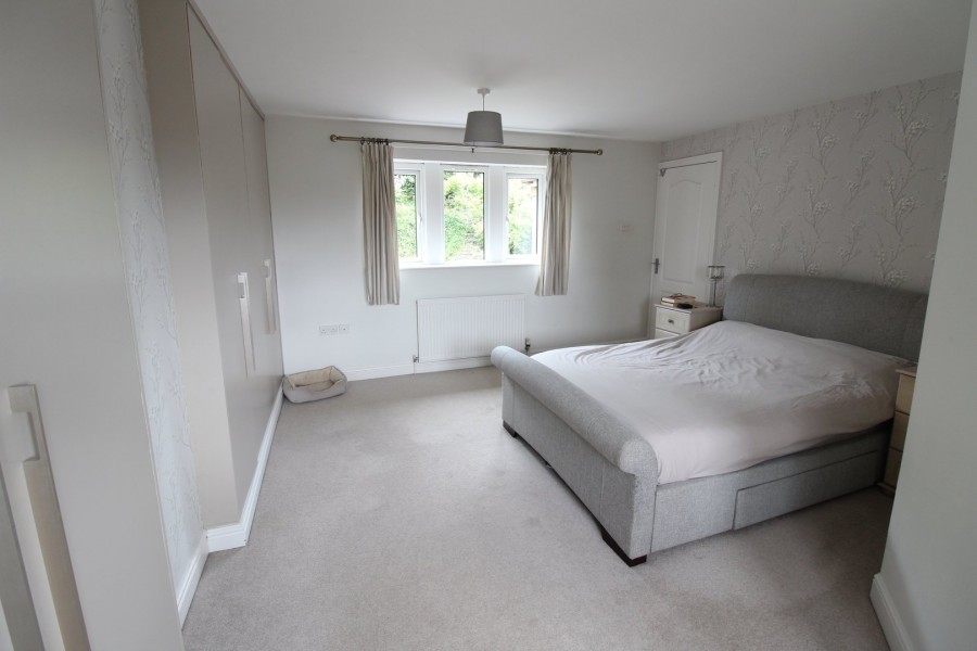Images for Riddlesden, Keighley, West Yorkshire EAID:3030449609 BID:4216801