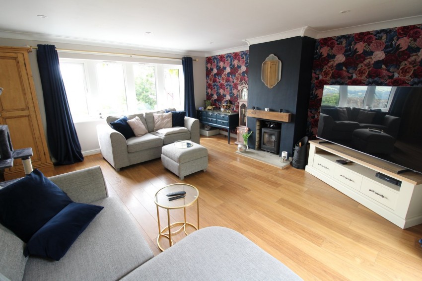 Images for Riddlesden, Keighley, West Yorkshire EAID:3030449609 BID:4216801