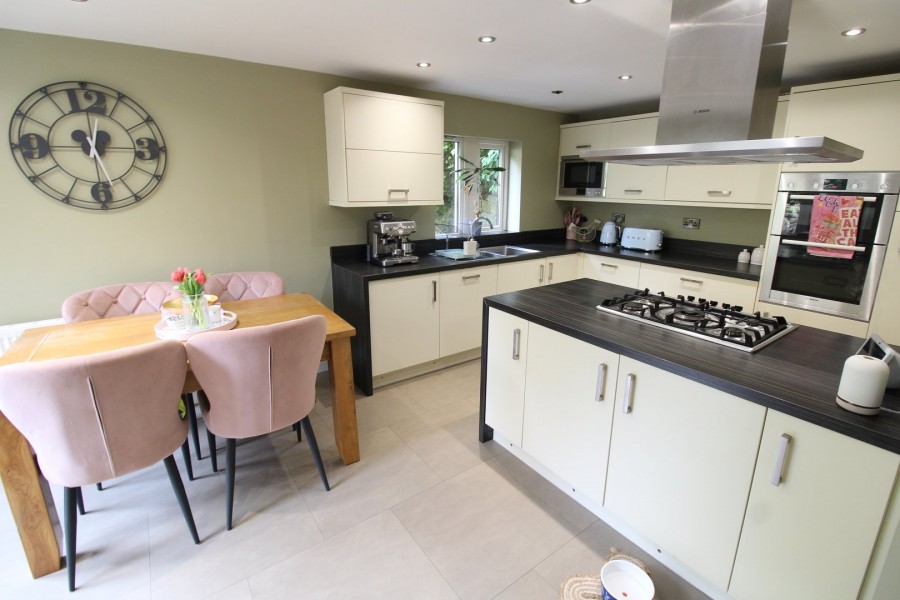 Images for Riddlesden, Keighley, West Yorkshire EAID:3030449609 BID:4216801