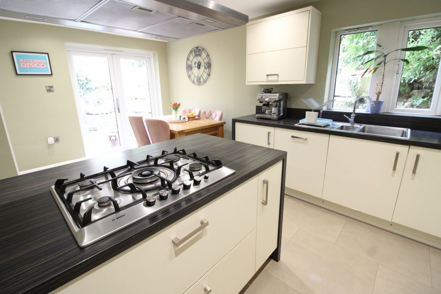 Images for Riddlesden, Keighley, West Yorkshire EAID:3030449609 BID:4216801