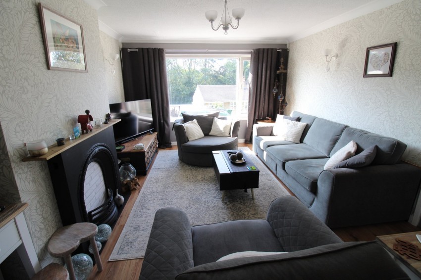 Images for Woodworth Grove, Keighley, West Yorkshire EAID:3030449609 BID:4216801