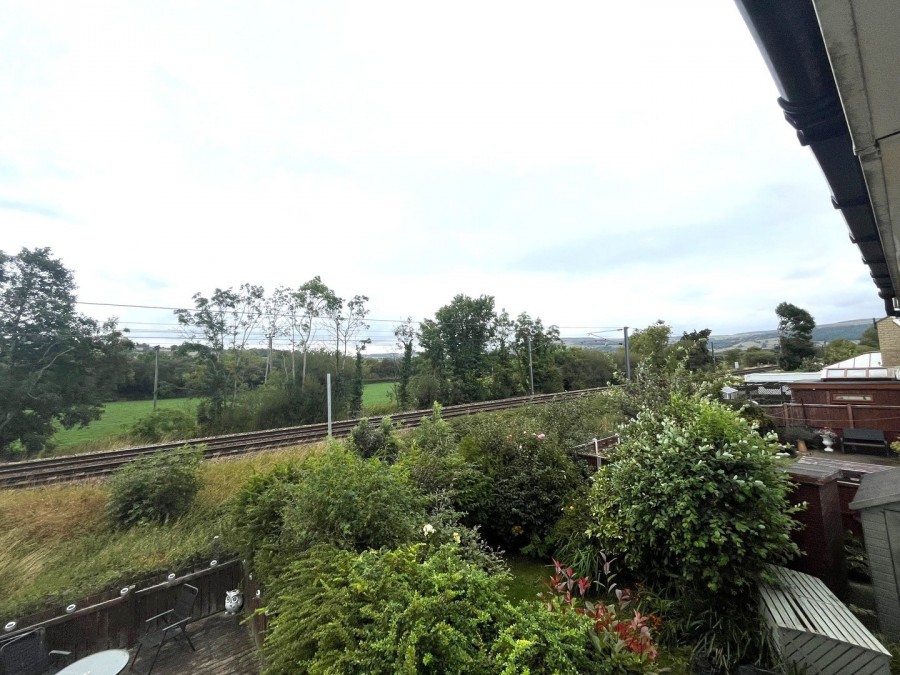Images for Steeton, Keighley, West Yorkshire EAID:3030449609 BID:4216801